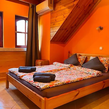 Holiday home Elizabet Ueduelohaz